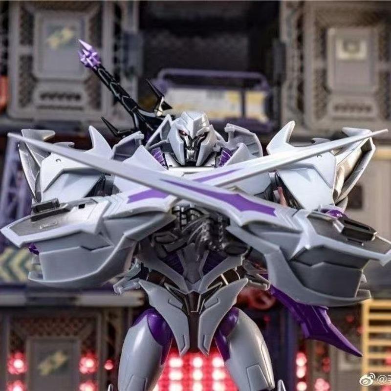 Model Kit Optimus Prime - APC Transformation Megatank Dark Master 2.0
