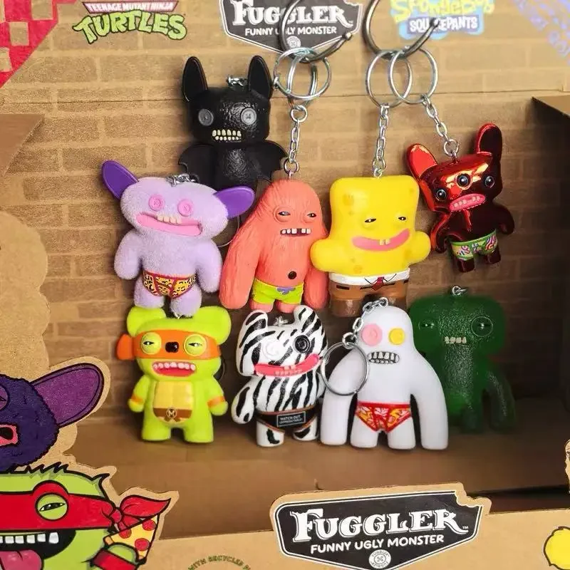 Original Fuggler Random Keycha - Model Kit Box recension och pris