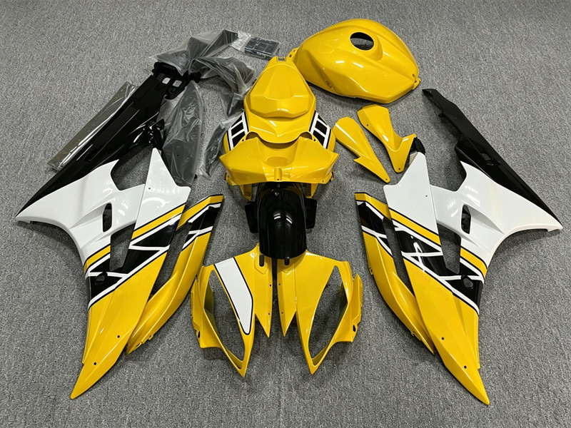 4 Gift new ABS fairing kit - s - Model Kit Yamaha recension och pris