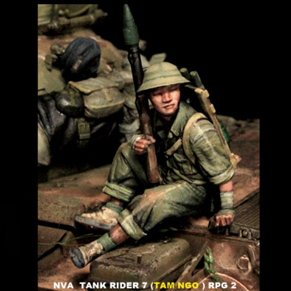 1/35 NVA Tank RIDER 7, RPD 2,  - Model Kit Diorama recension och pris