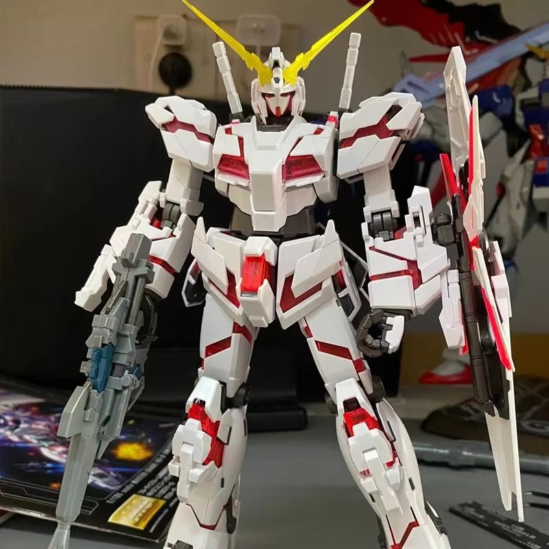 In Stock Hg 1/144 Rx-0 Unicorn - Model Kit Unicorn recension och pris