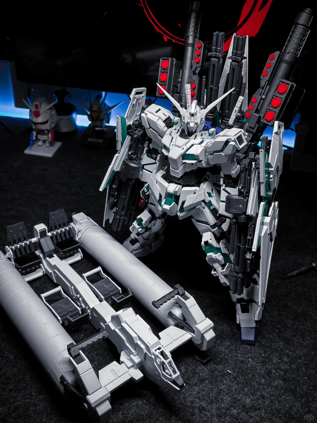 In Stock 1/100 MENGHU Model MG - Model Kit Unicorn recension och pris