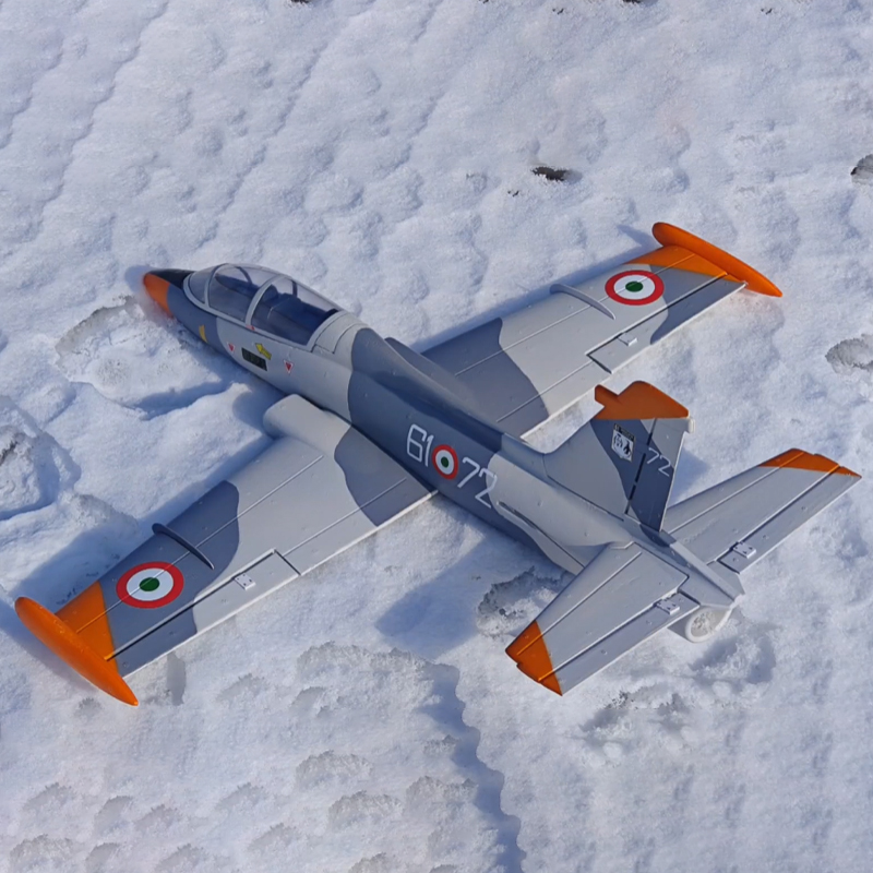 Remote-controlled Aircraft Mod - Model Kit Expert recension och pris